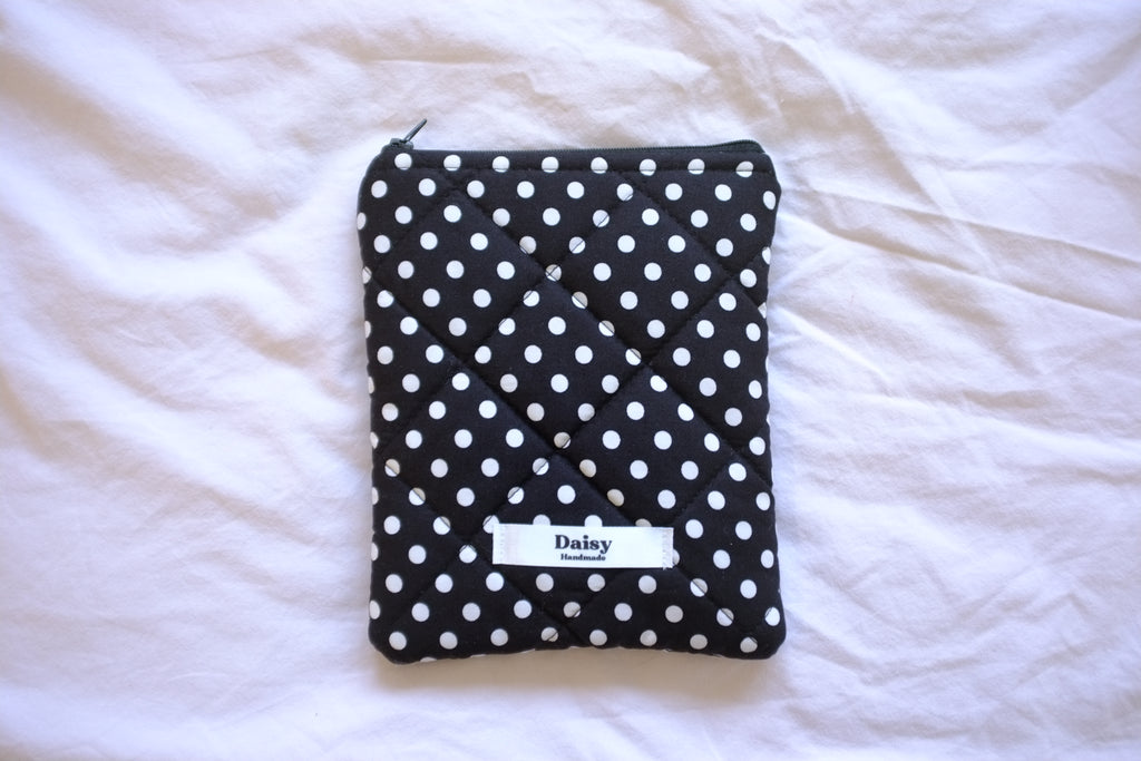 Quilted Kindle sleeve black polka dot