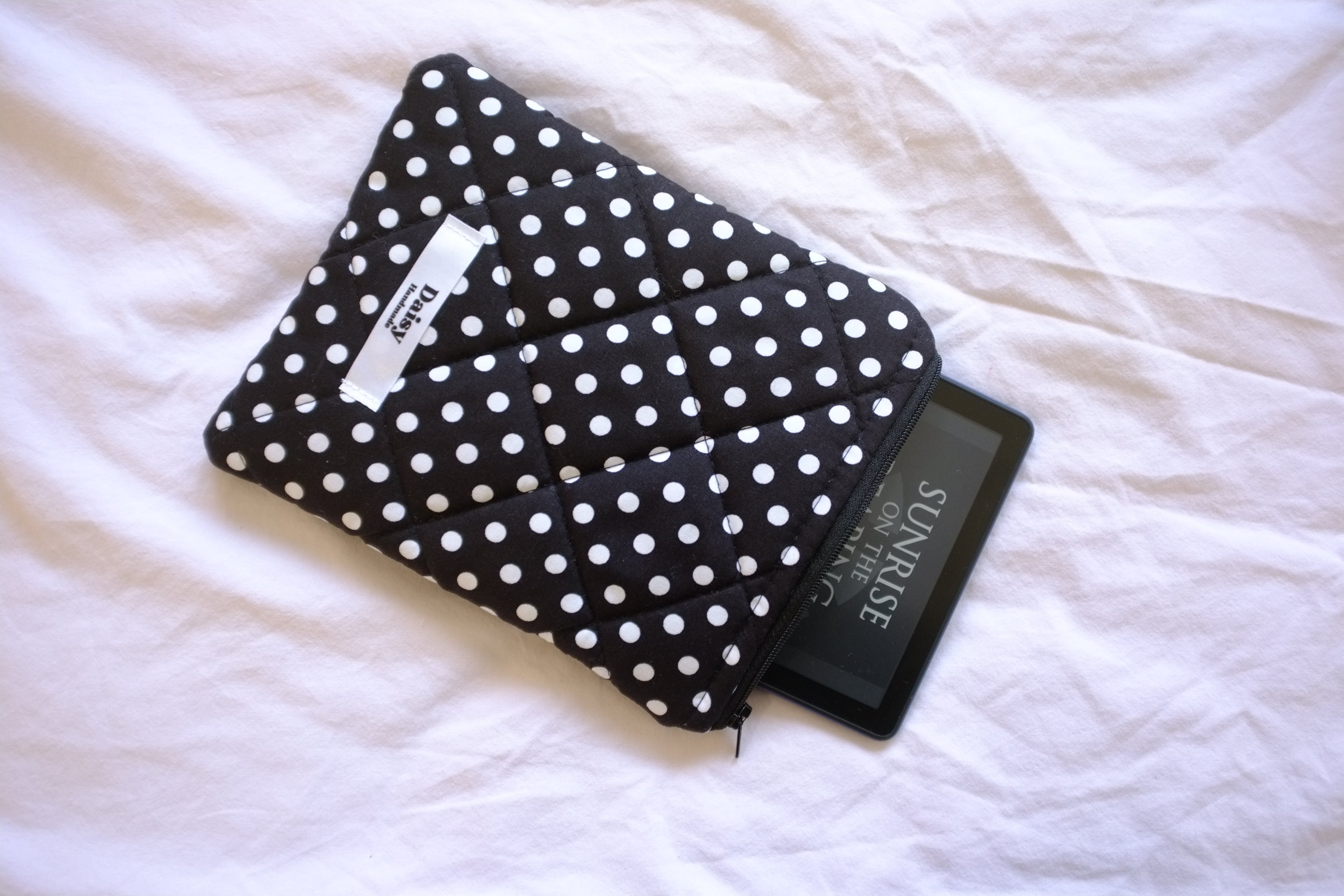 Quilted Kindle sleeve black polka dot