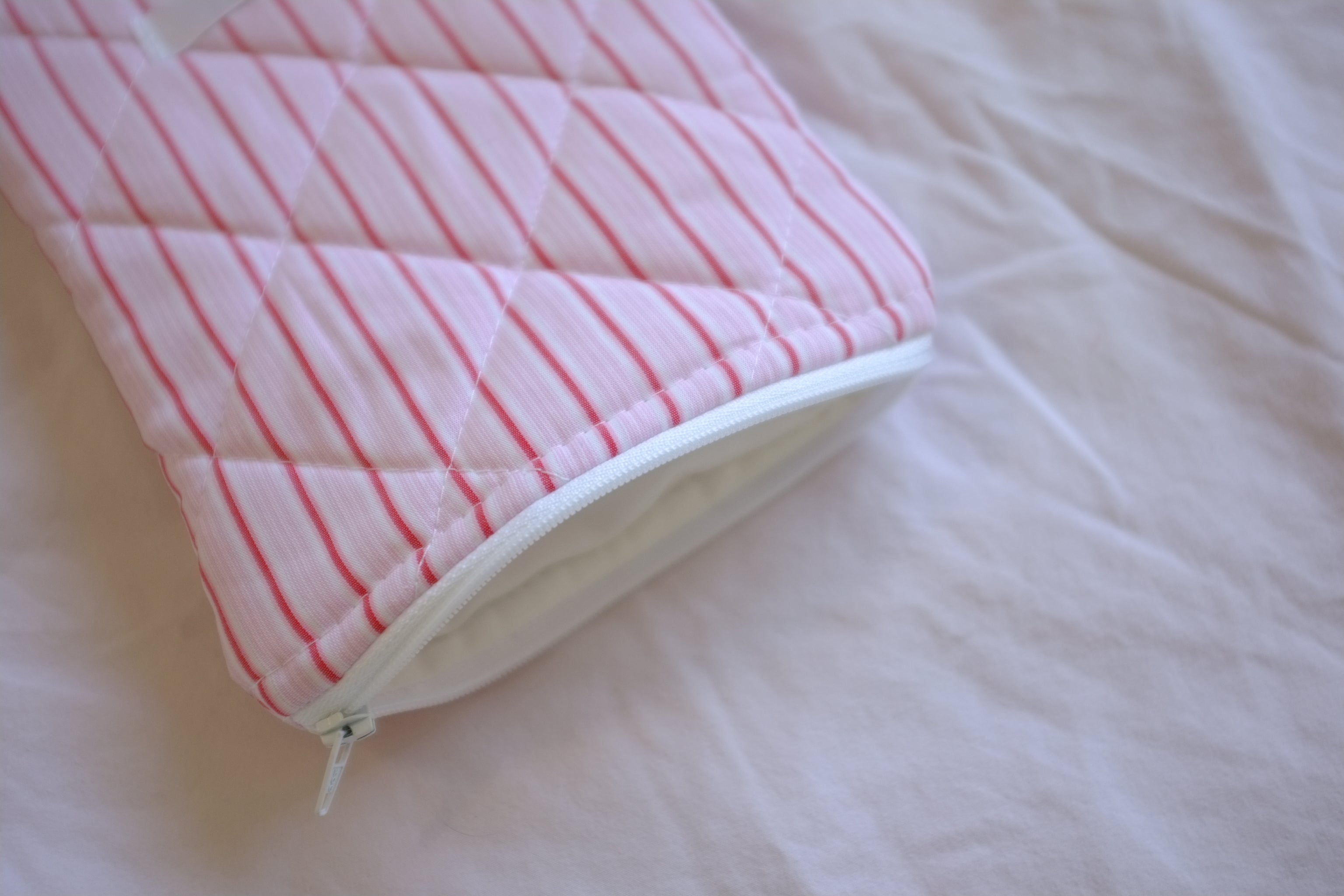 Quilted Kindle sleeve pink and red striple