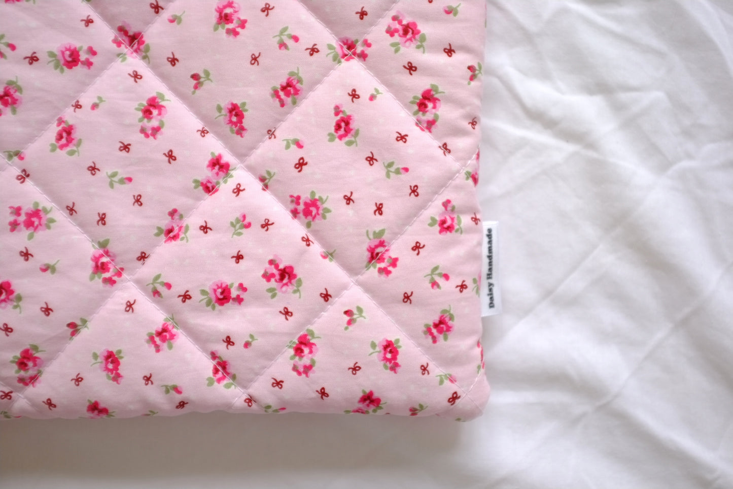 Pink bow rose book sleeve