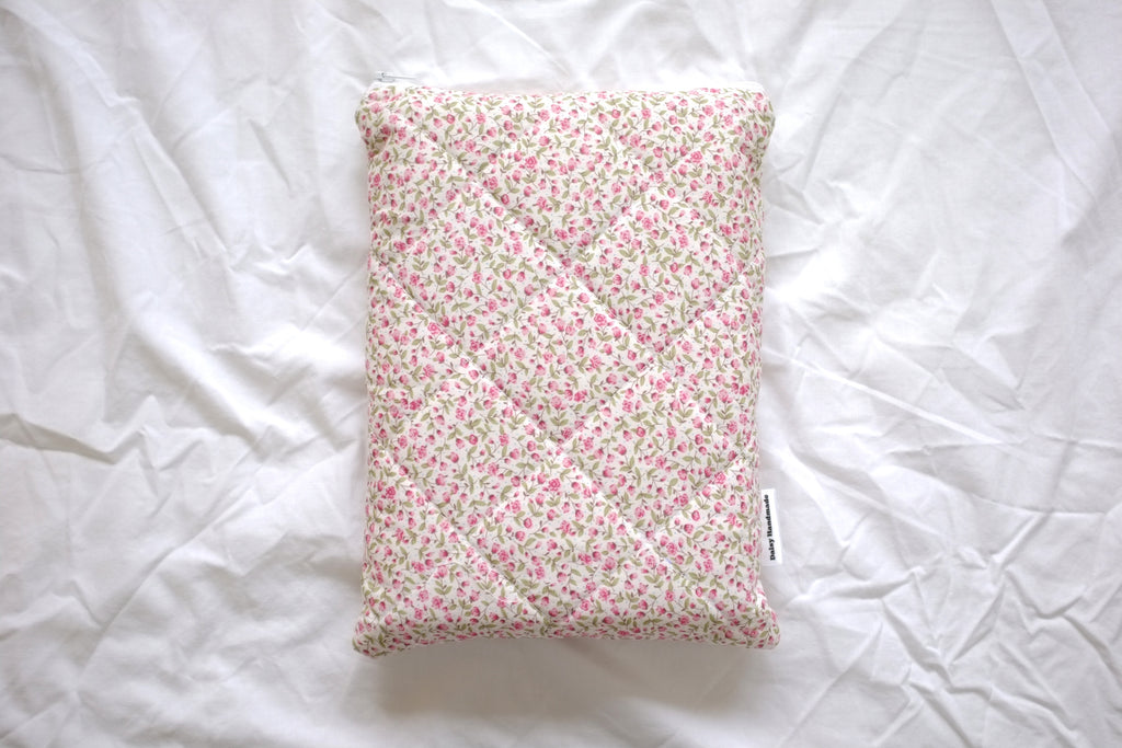 Quilted Pink rose book sleeve