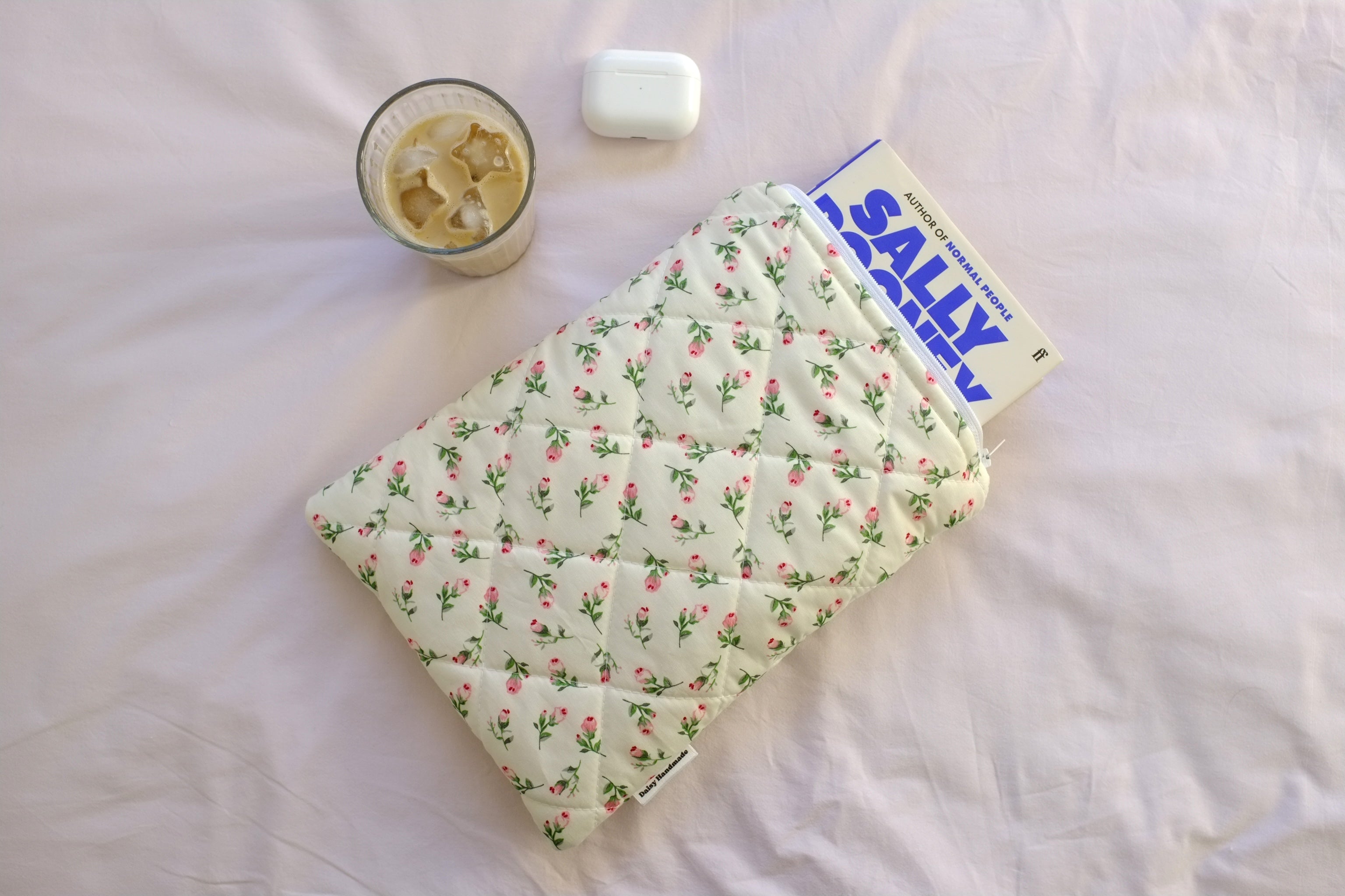 Quilted Ivory rose buds book sleeve