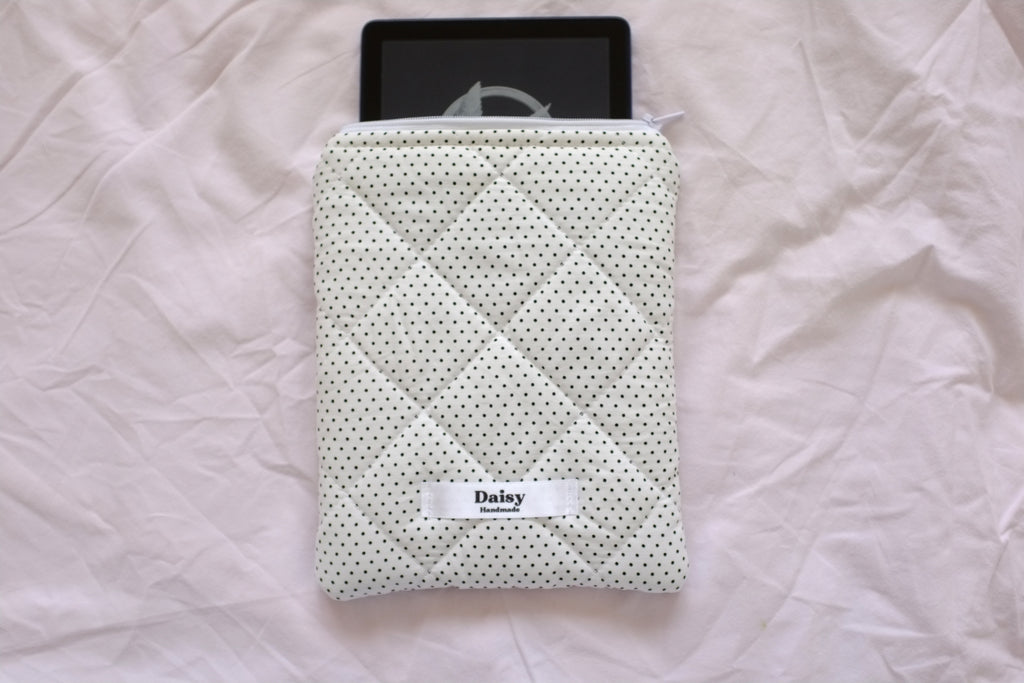 Quilted Kindle sleeve mini white polka dot
