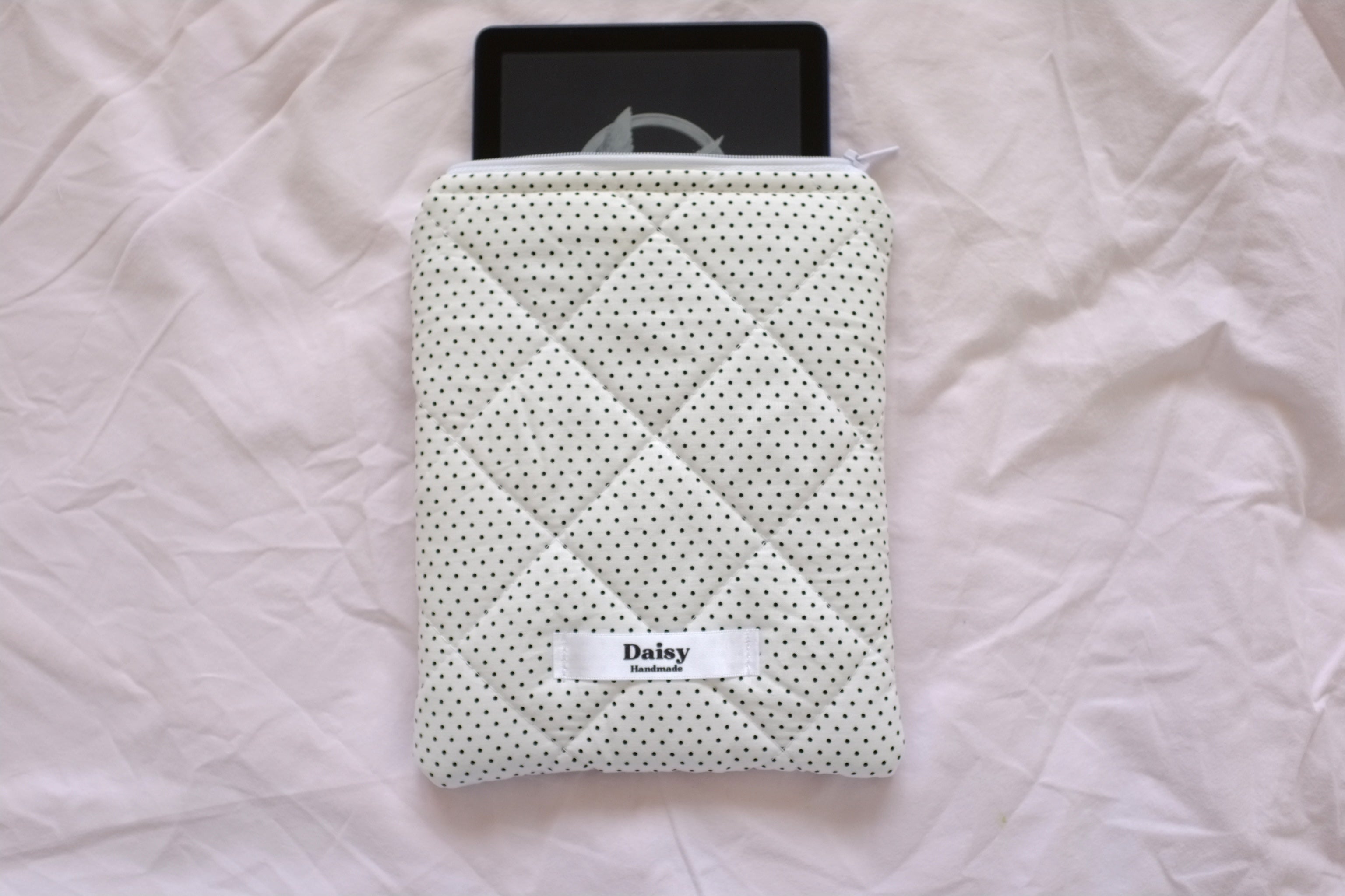 Quilted Kindle sleeve mini white polka dot