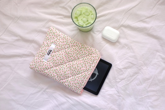 Kindle sleeve pink mini floral