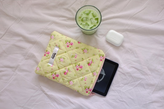 Kindle sleeve yellow pink rose