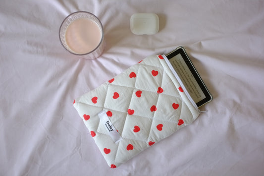 Kindle sleeve heart