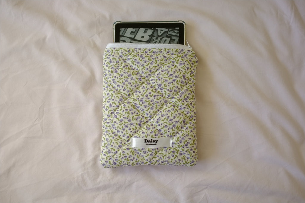 Quilted Kindle sleeve purple rose buds