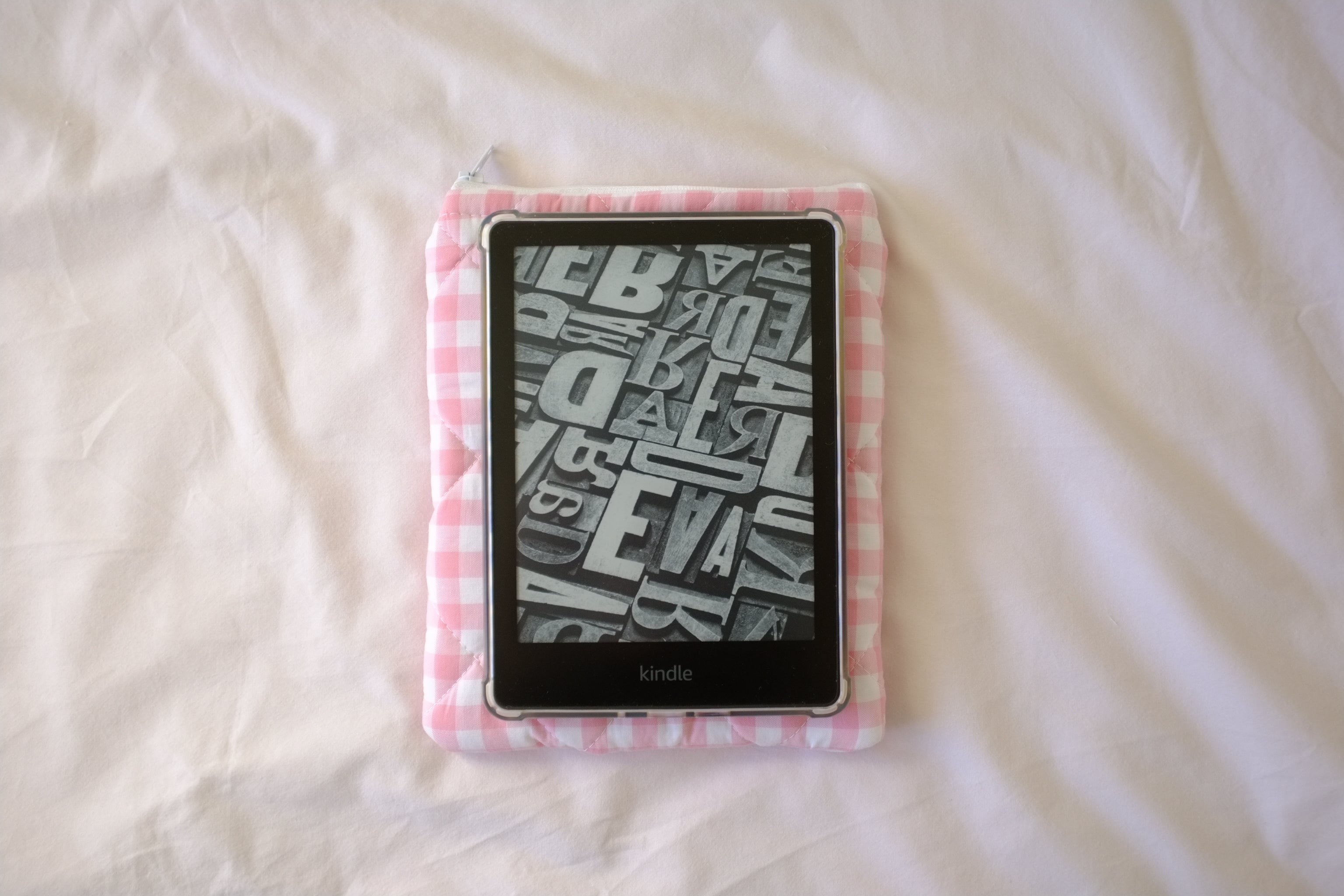 Quilted Kindle sleeve pink gingham