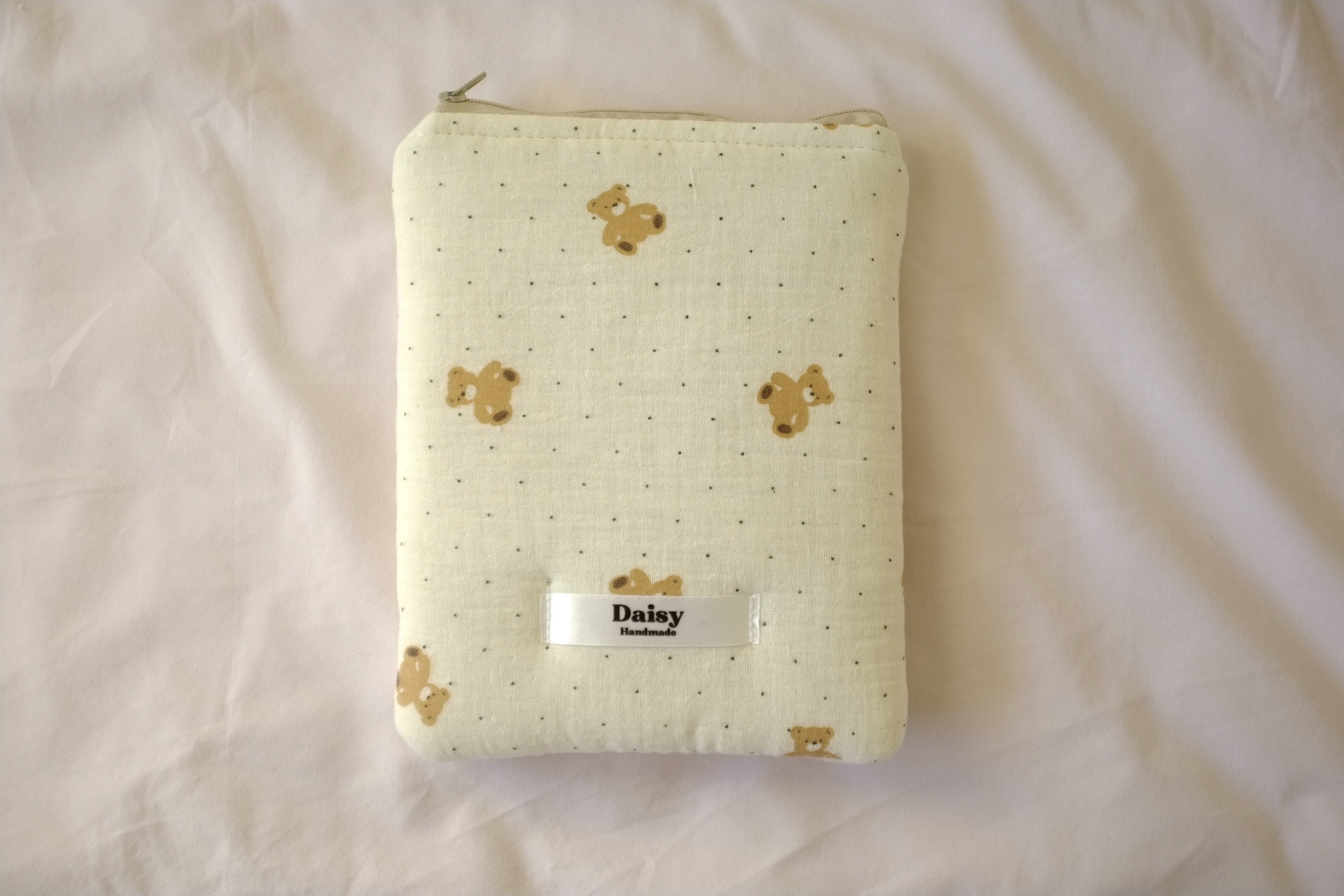 Quilted Kindle sleeve teddy bear muslin