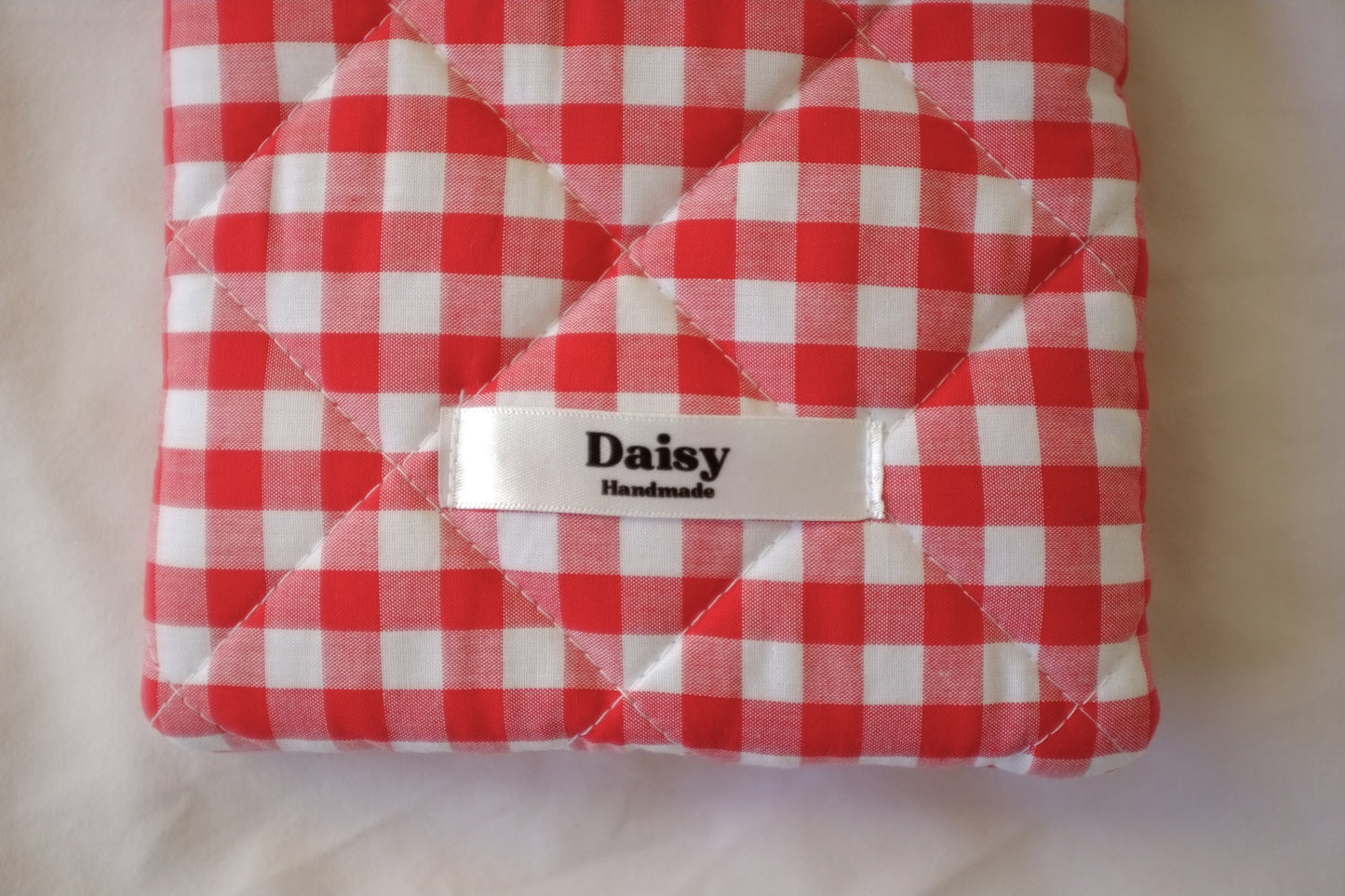 Kindle sleeve red gingham