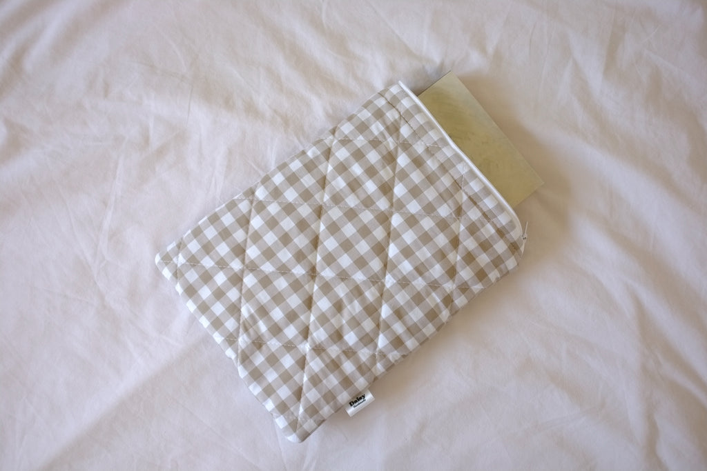 Quilted beige gingham book sleeve