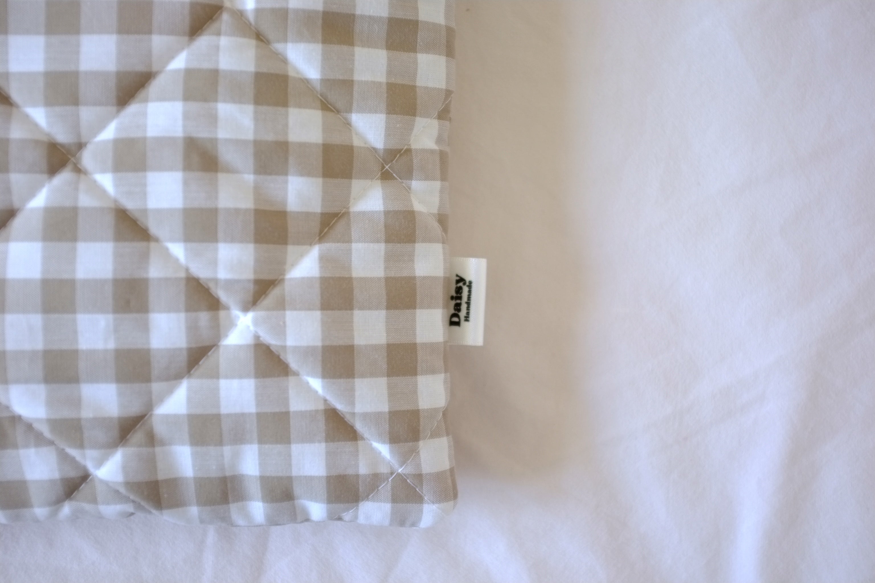 Quilted beige gingham book sleeve