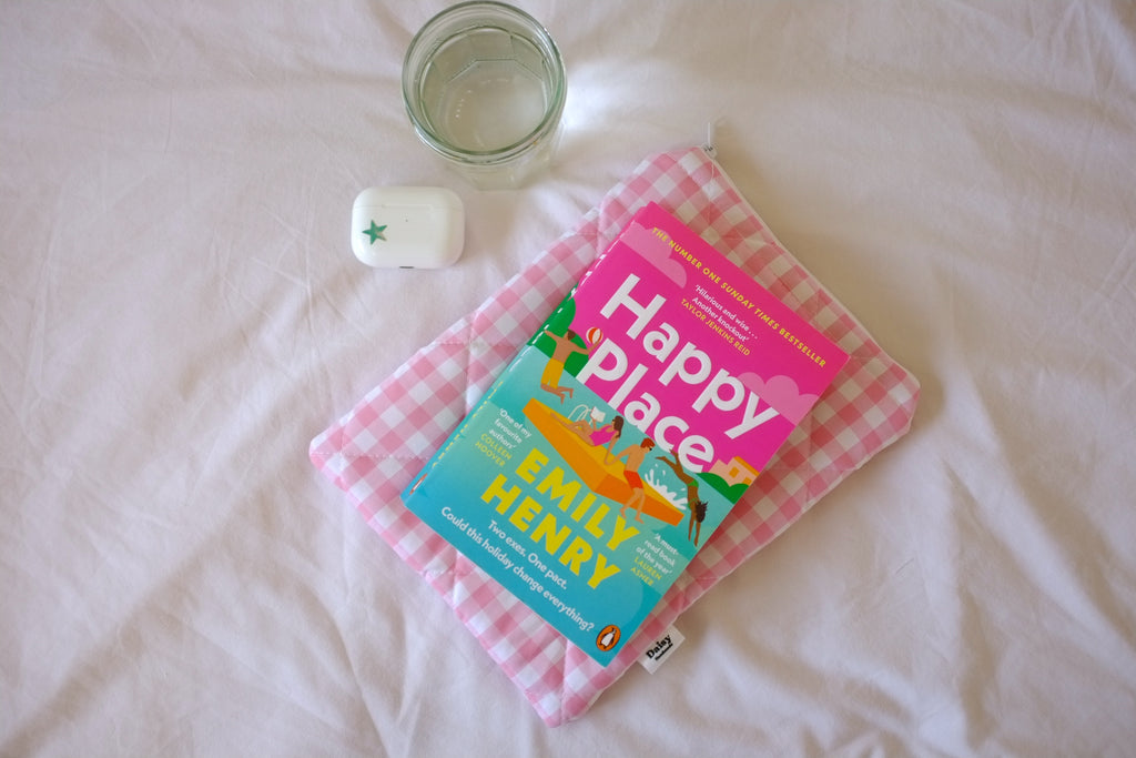 Quilted pink gingham book sleeve