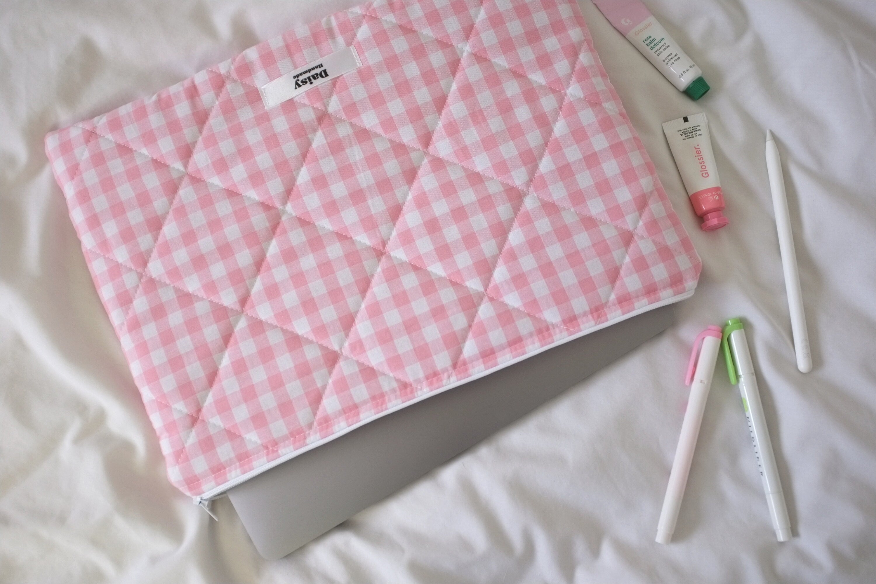 Laptop sleeve pink gingham