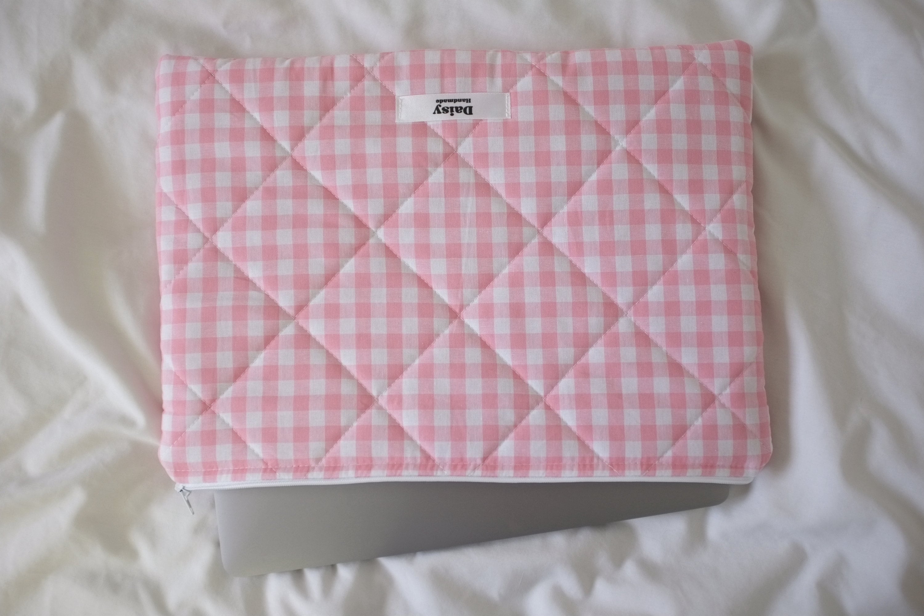 Laptop sleeve pink gingham