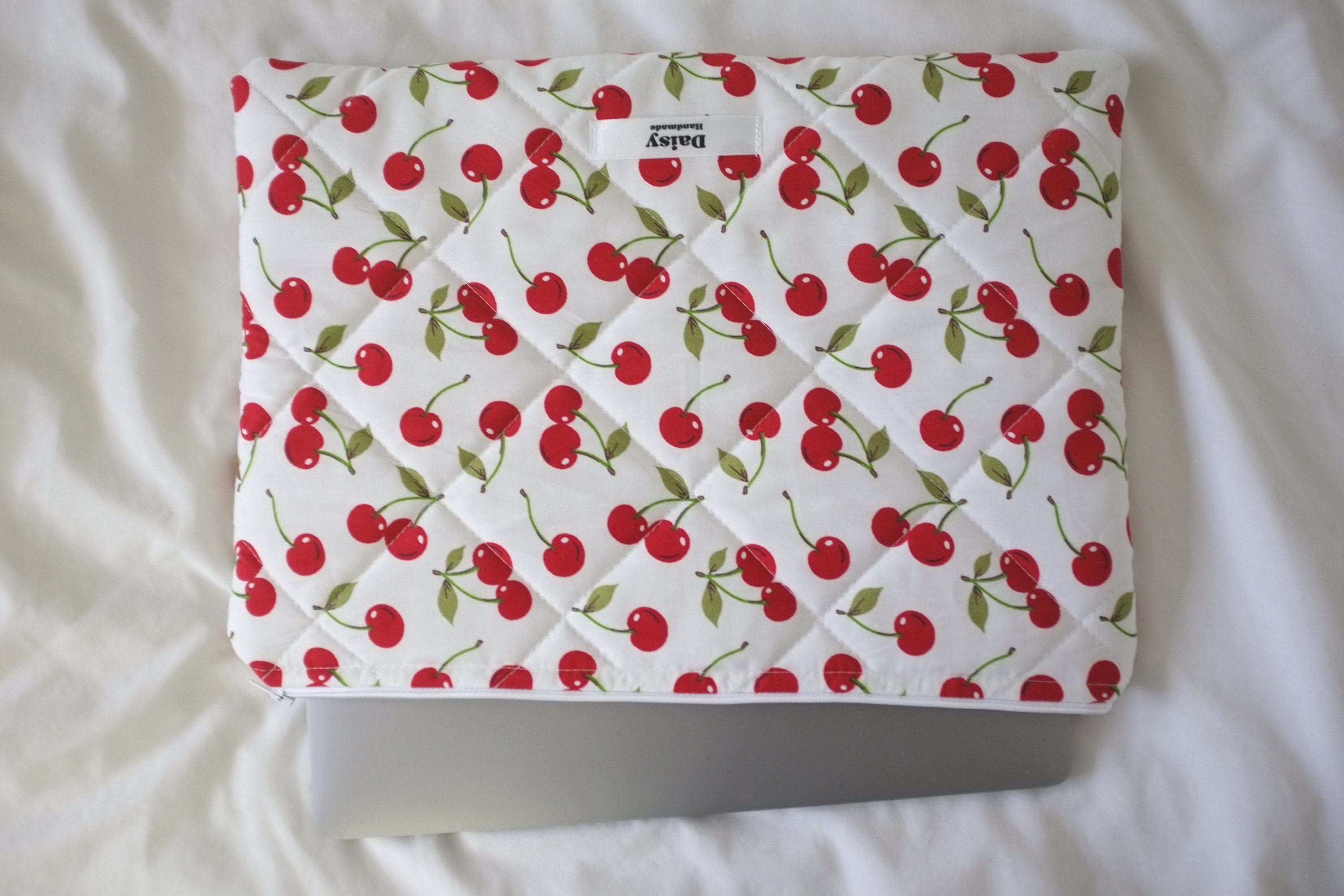 Laptop sleeve cherry
