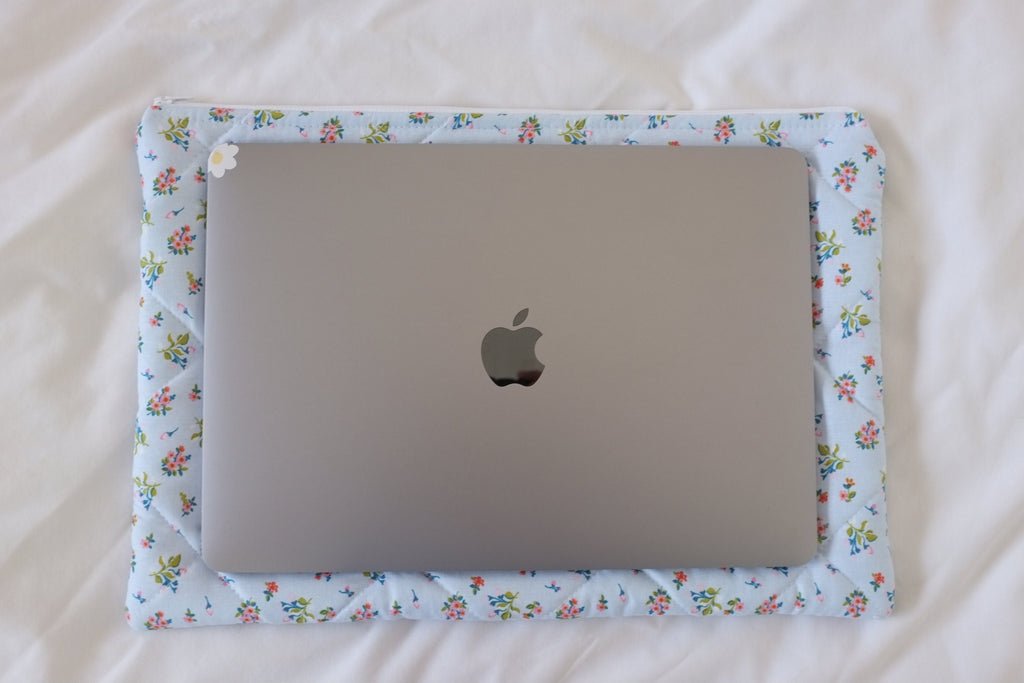 Laptop sleeve blue spring floral