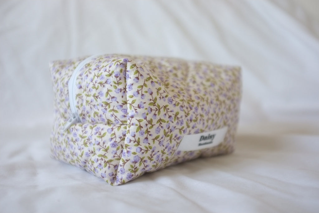 Makeup bag purple rose buds