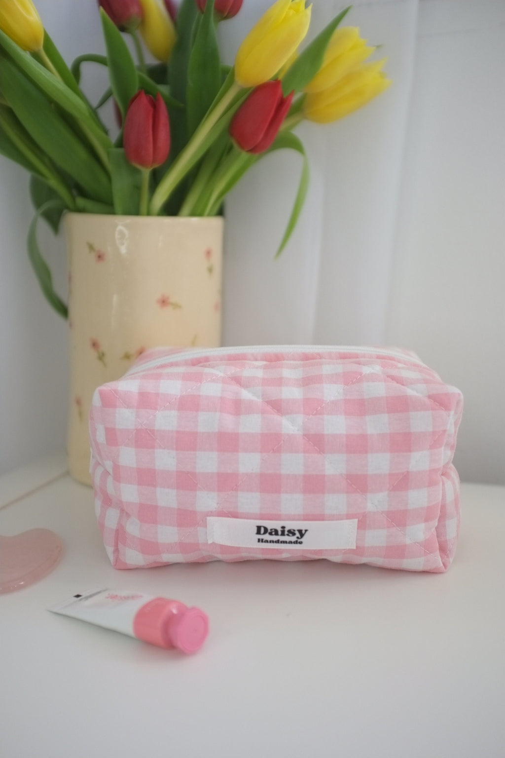 Makeup bag pink gingham