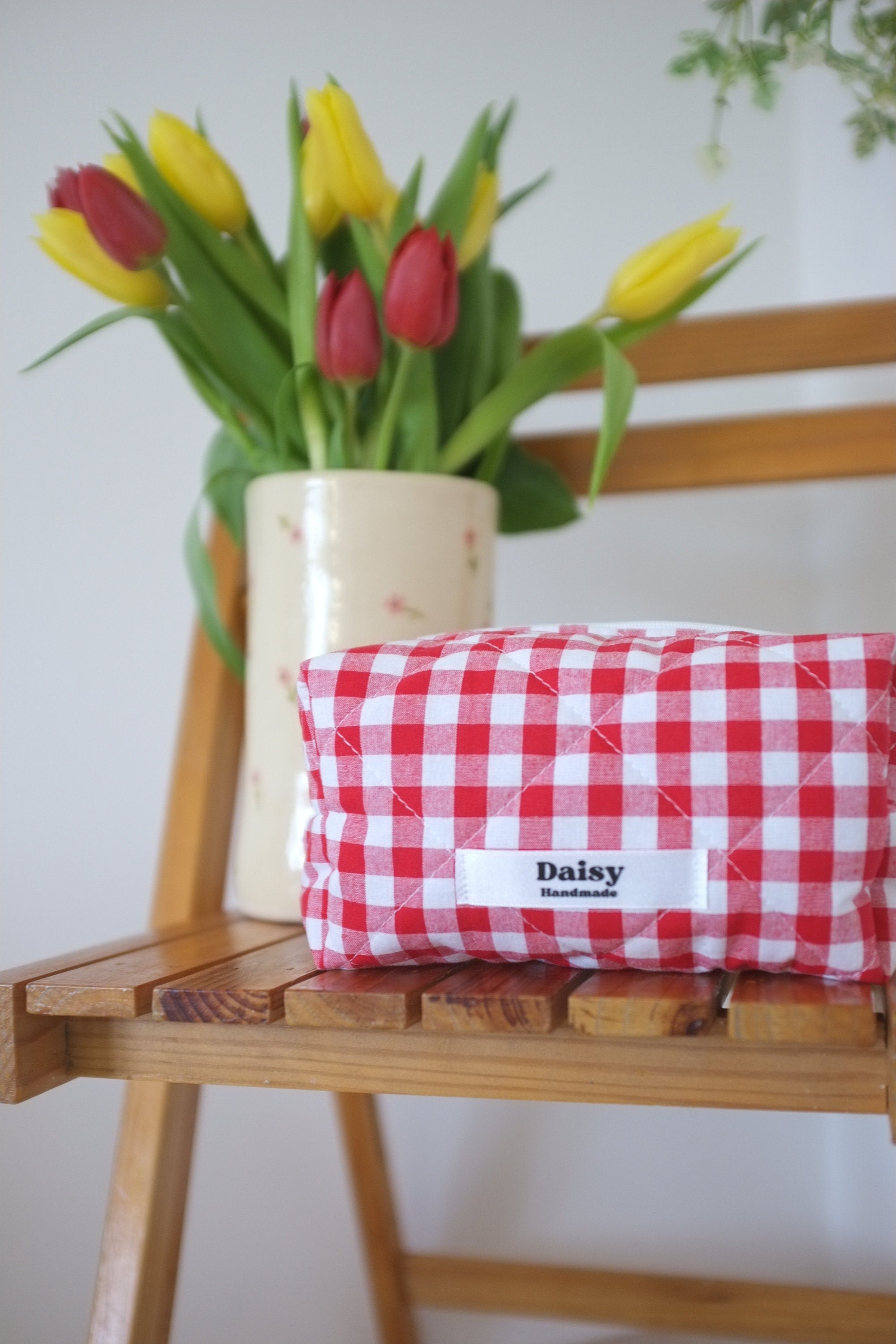 Makeup bag red gingham