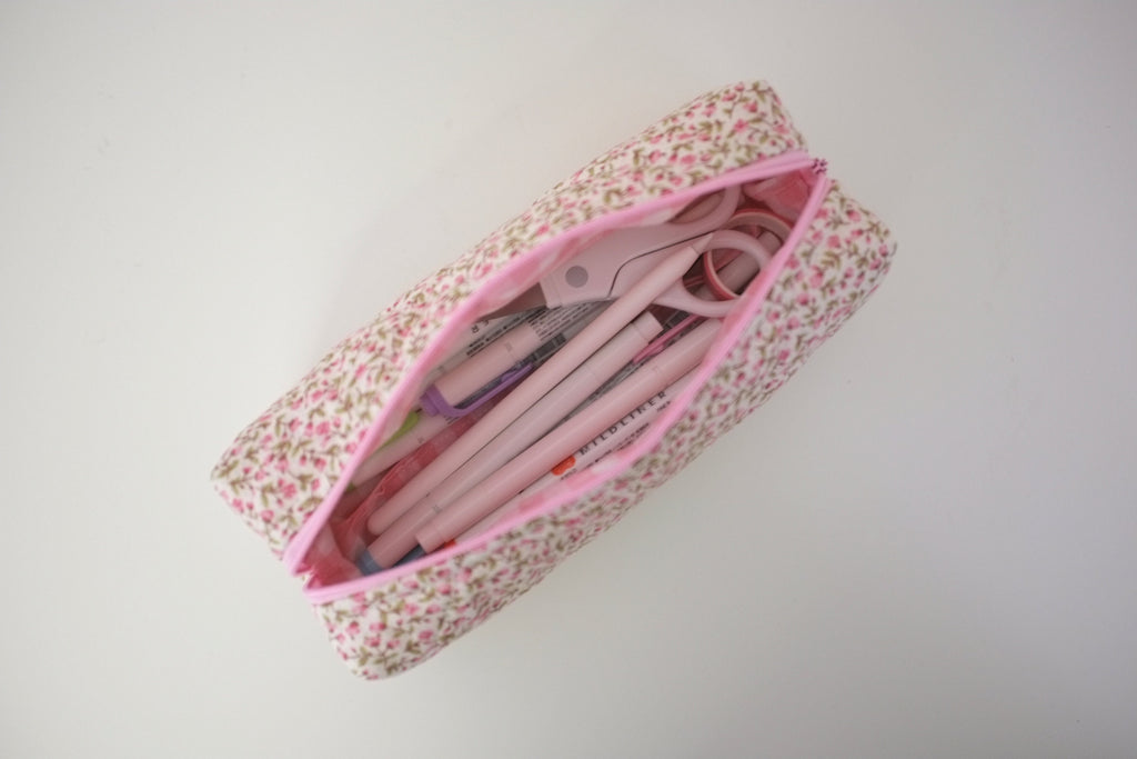 Pencil case pink rose buds
