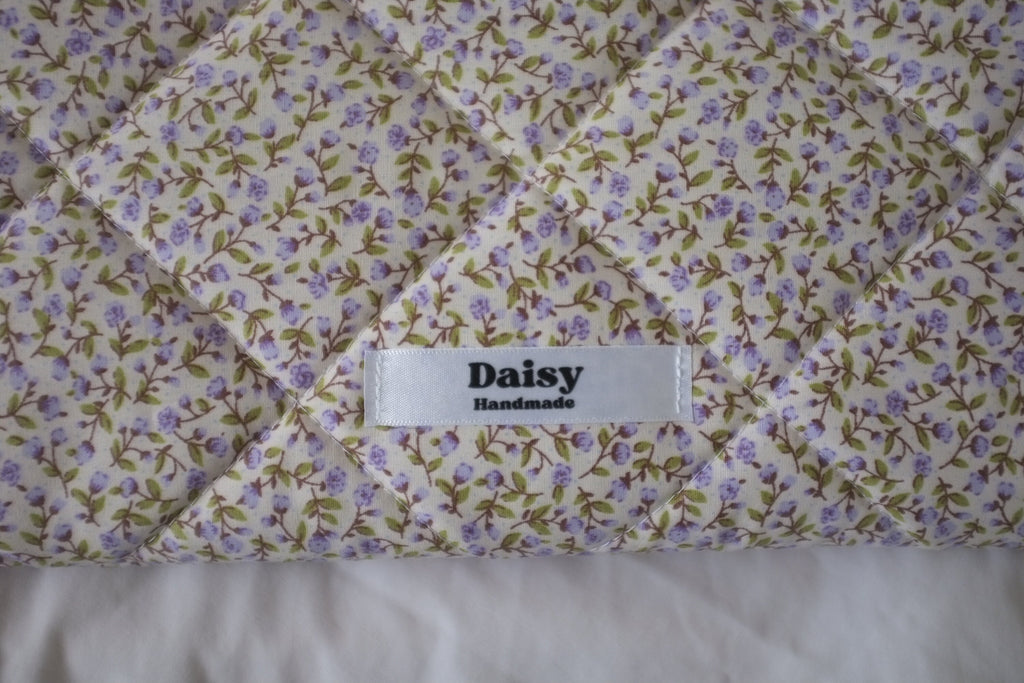 Laptop sleeve purple rose buds