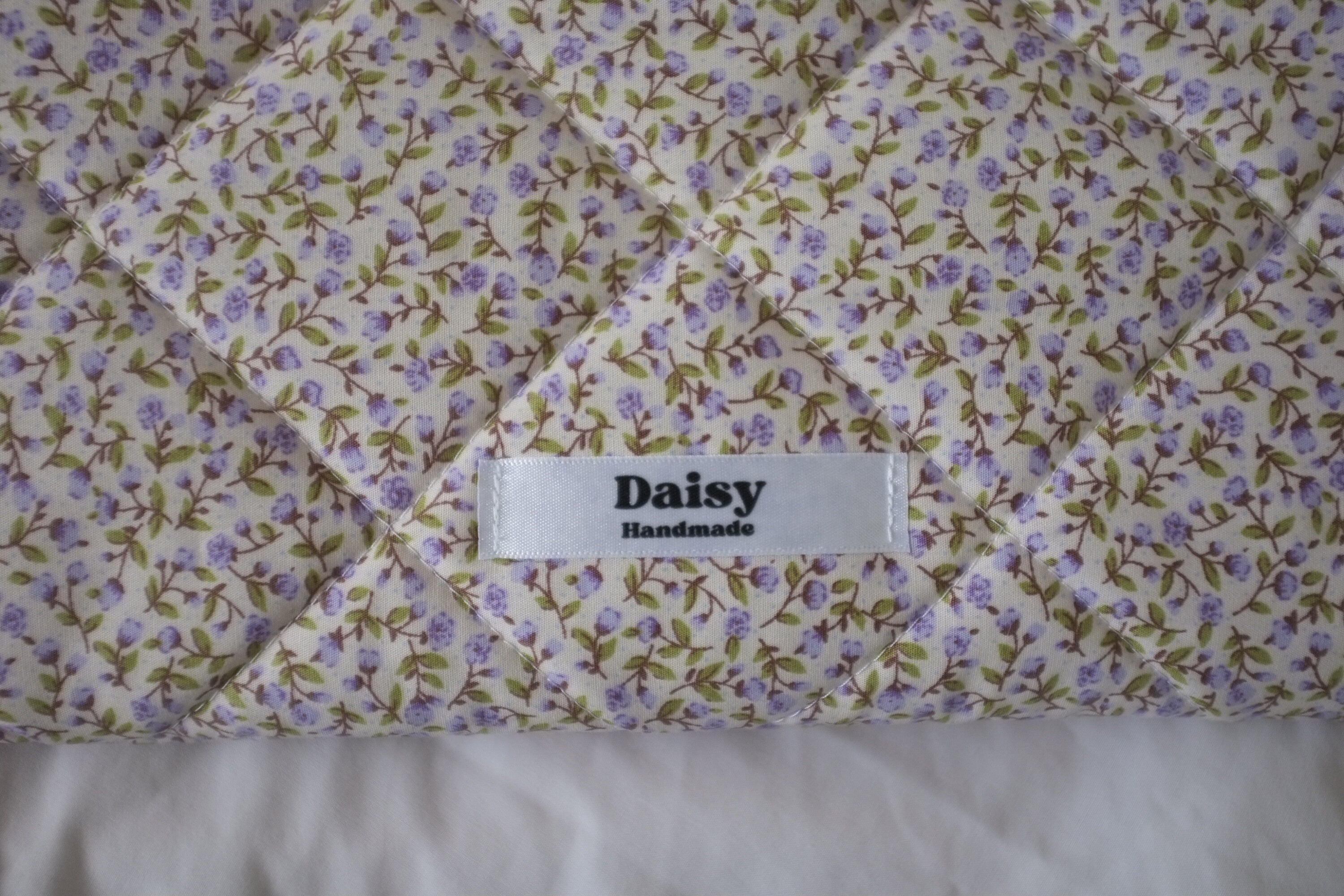 Laptop sleeve purple rose buds