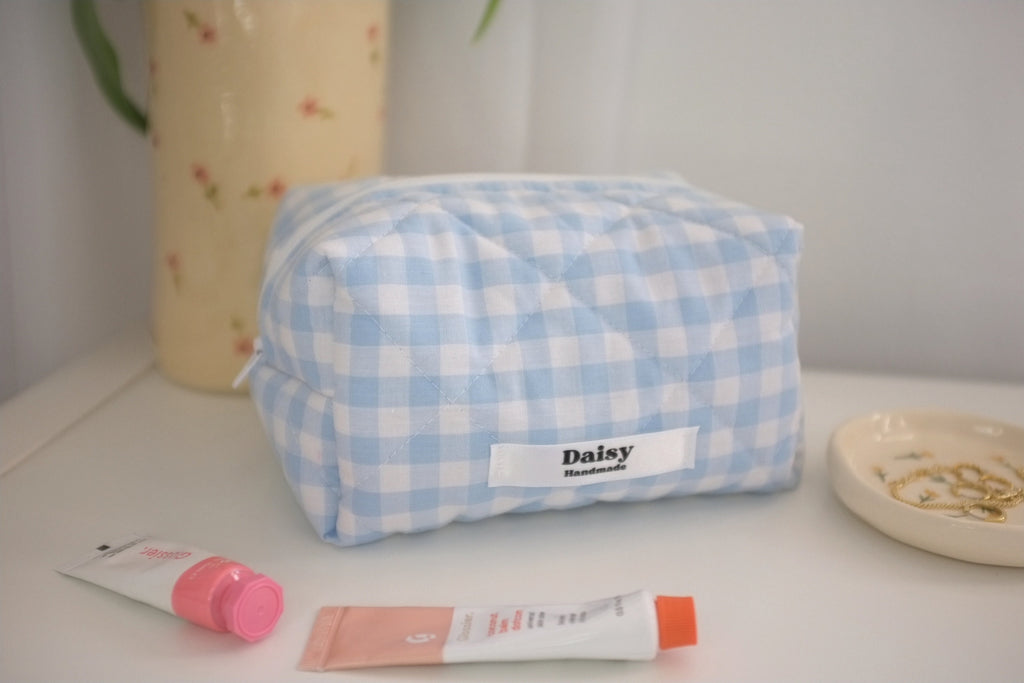 Makeup bag light blue gingham