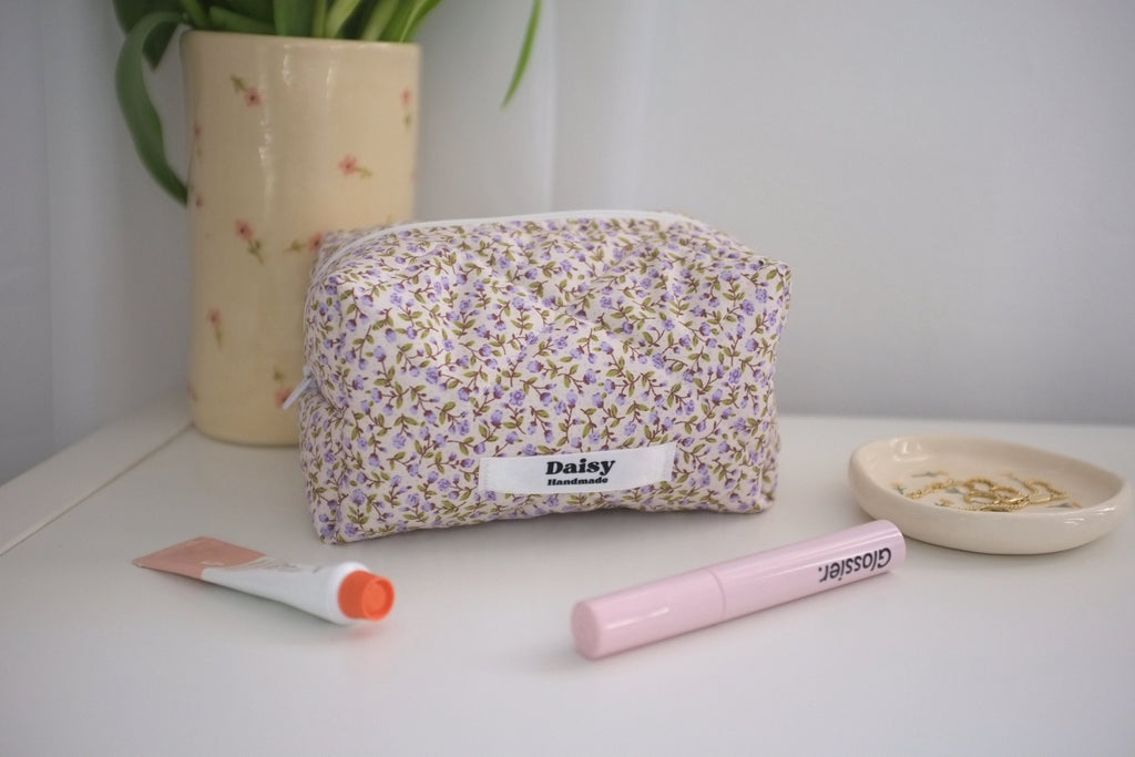 Makeup bag purple rose buds