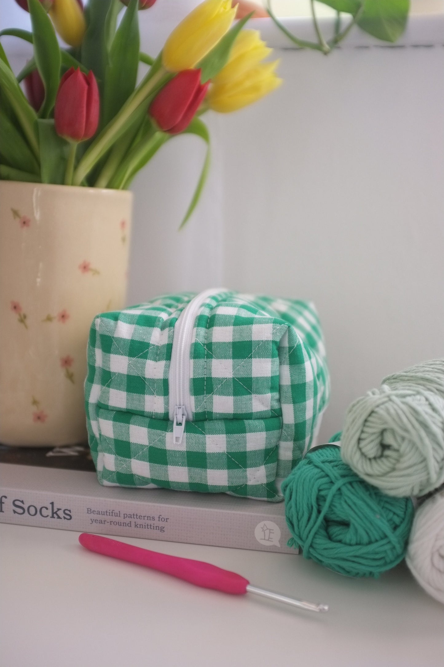 Makeup bag emerald green gingham