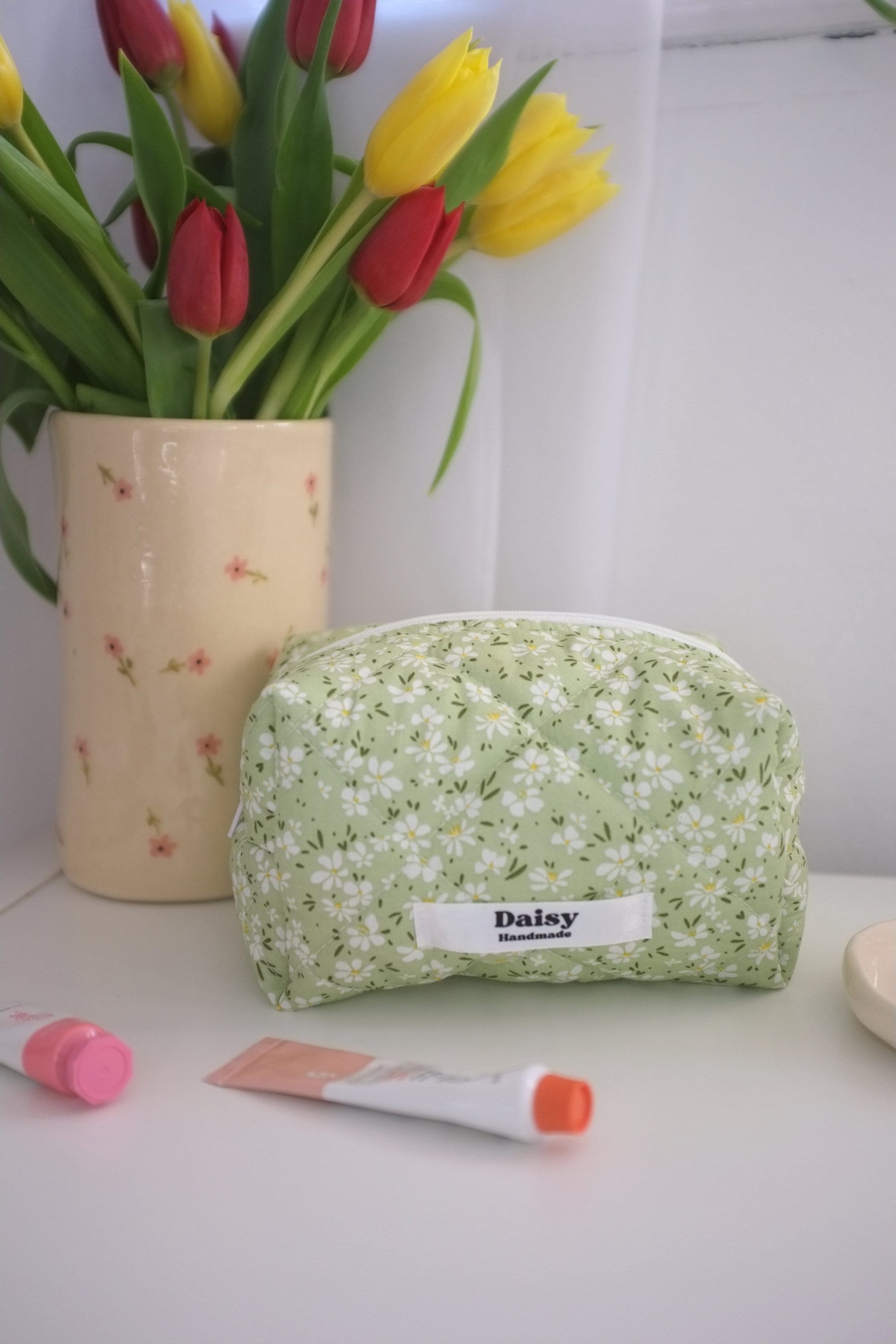 Makeup bag green meadow floral