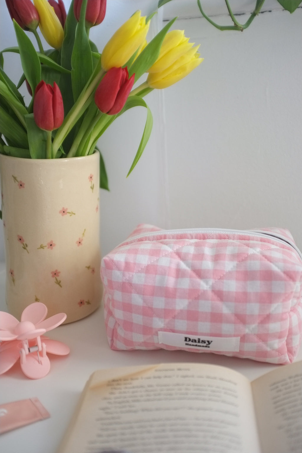Makeup bag pink gingham