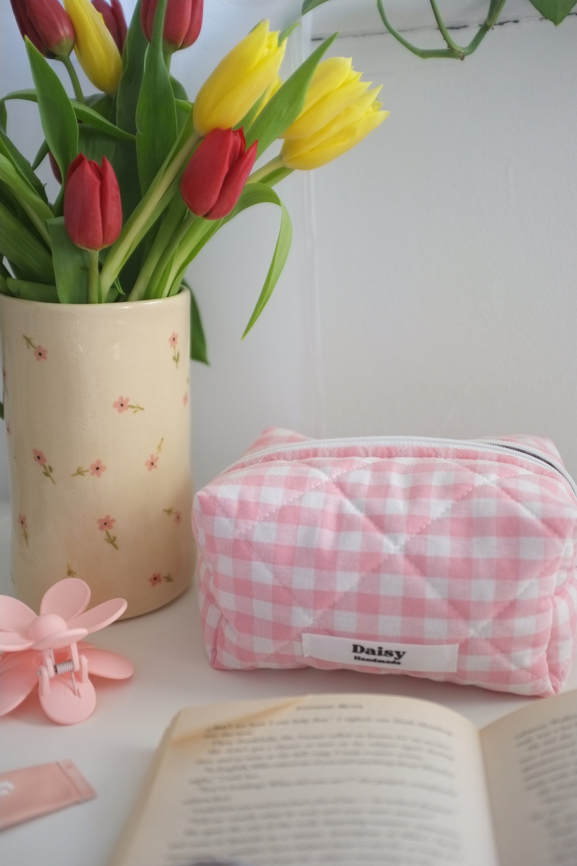 Makeup bag pink gingham