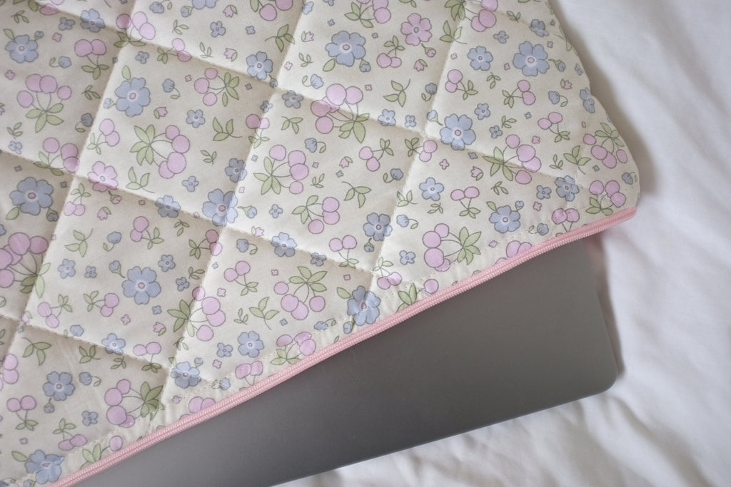 Laptop sleeve summer fruits