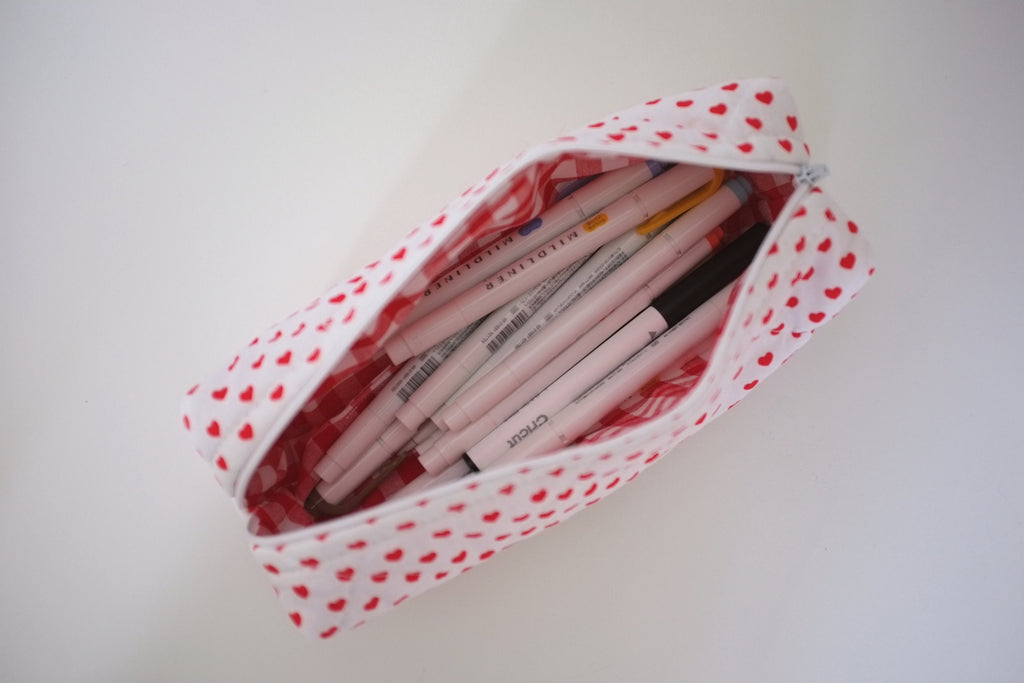 Pencil case heart