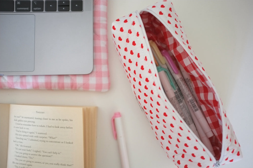 Pencil case heart