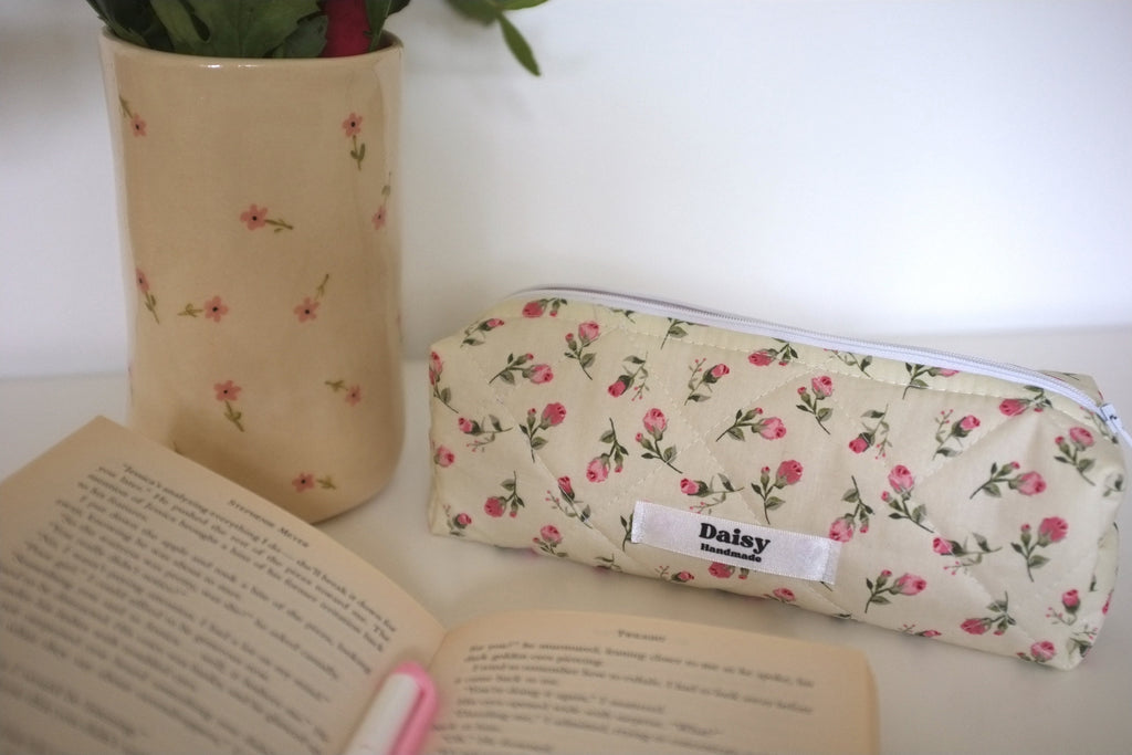 Pencil case ivory rose buds