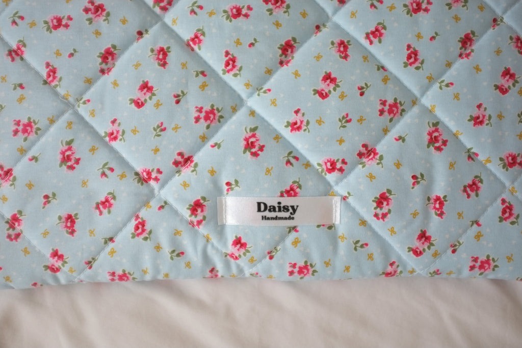 Laptop sleeve blue bow rose