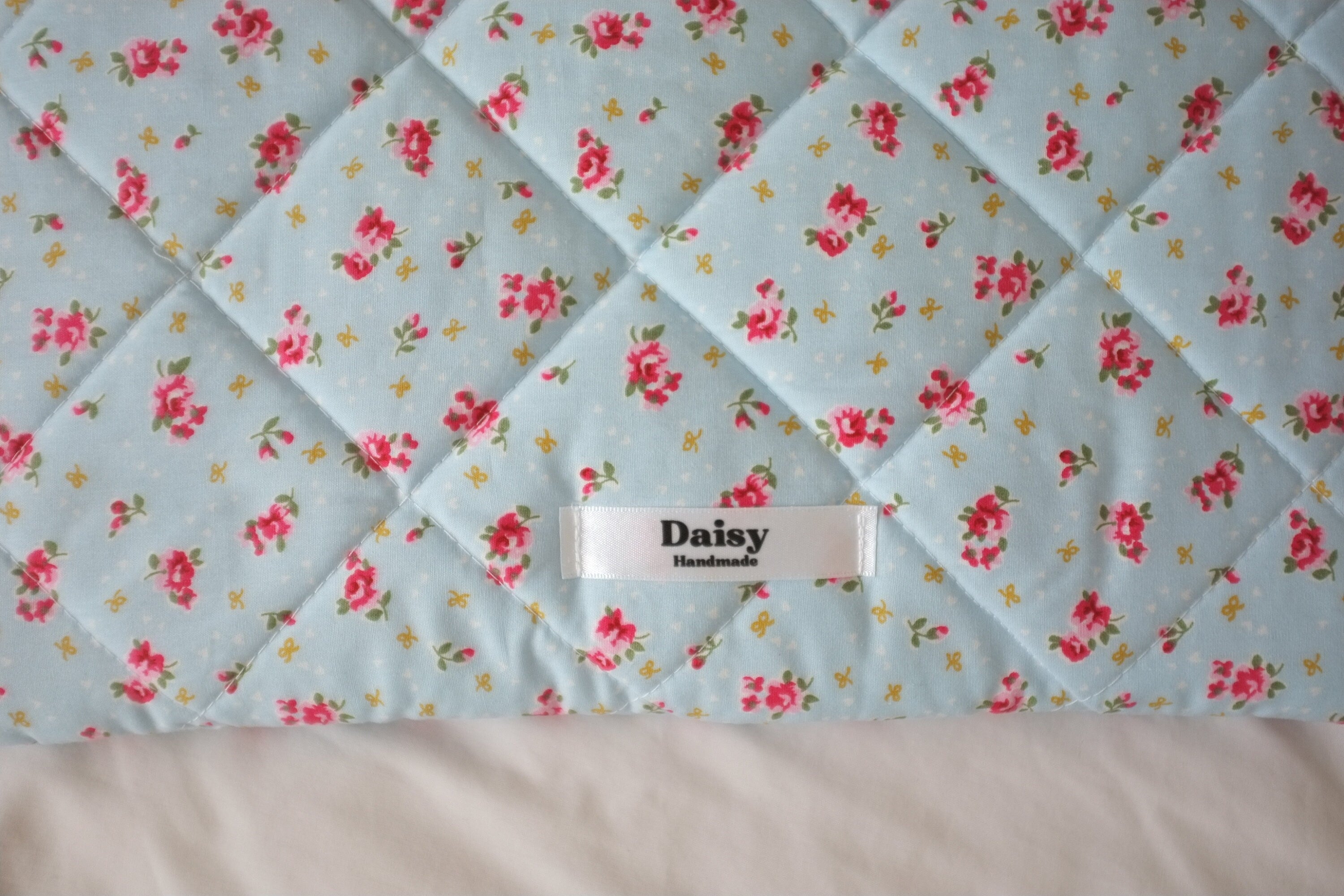 Laptop sleeve blue bow rose