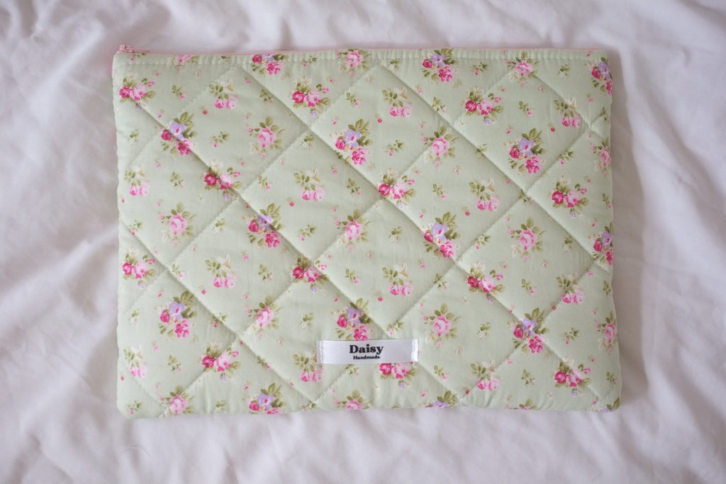 Laptop sleeve green pink rose
