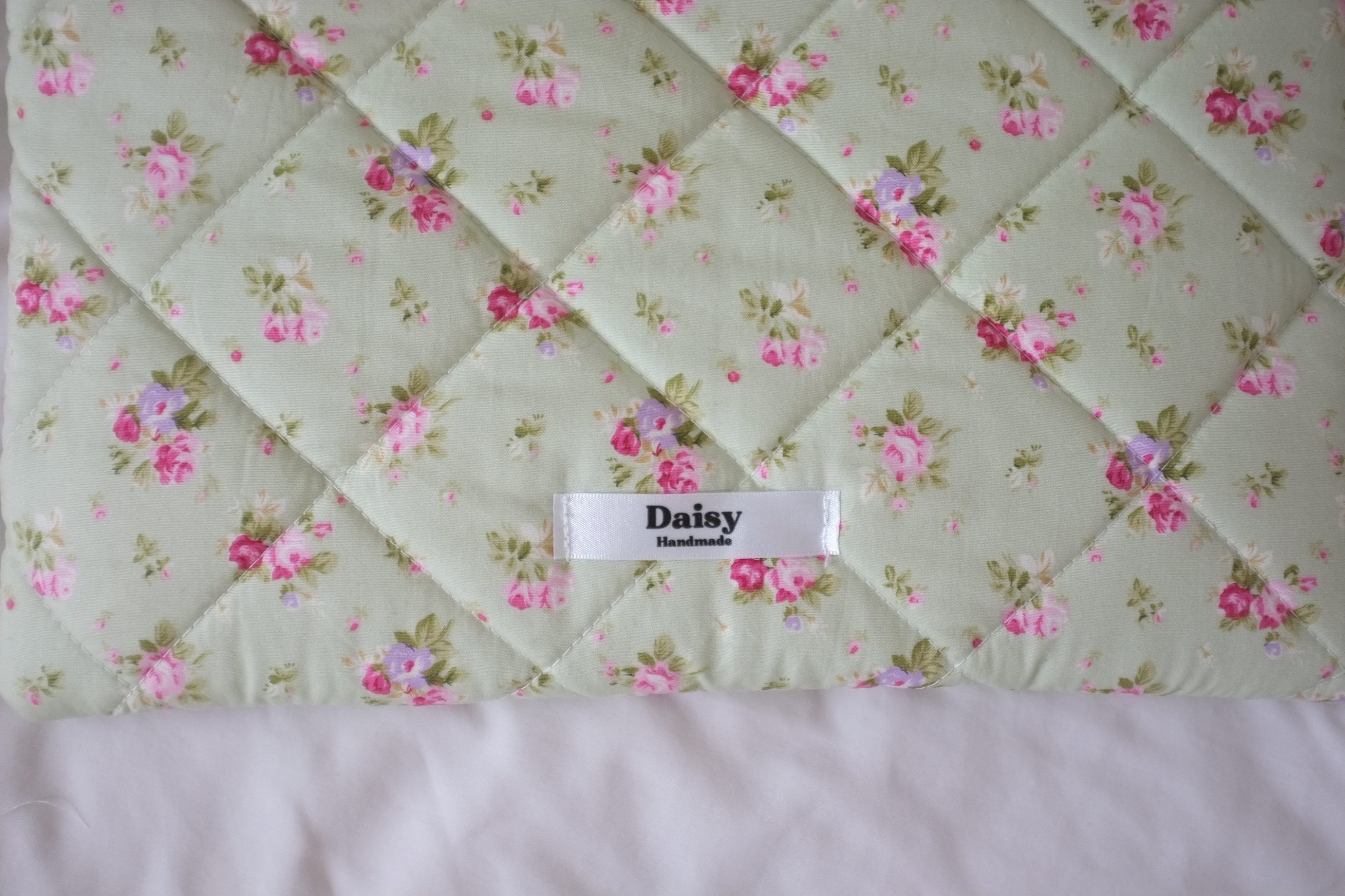 Laptop sleeve green pink rose