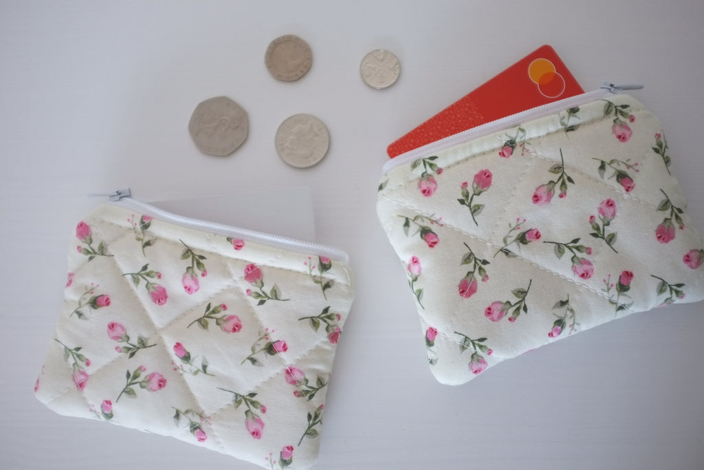 Coin purse ivory rose buds
