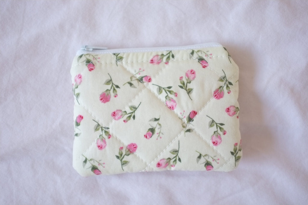 Coin purse ivory rose buds