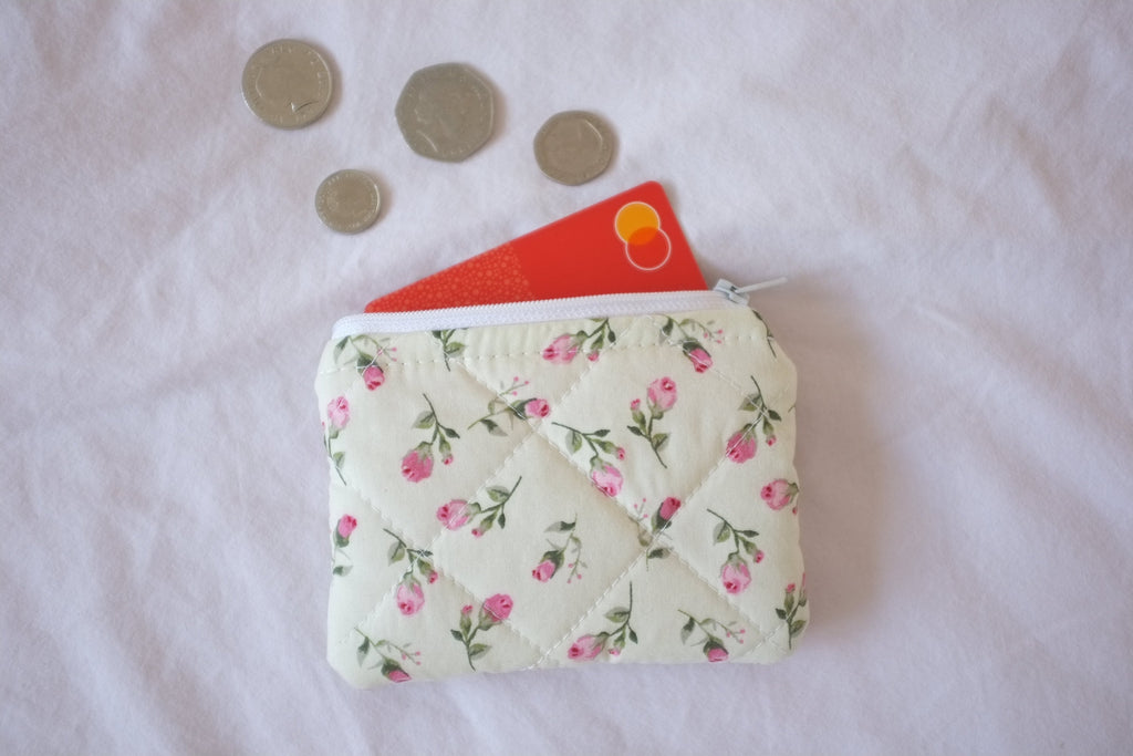Coin purse ivory rose buds