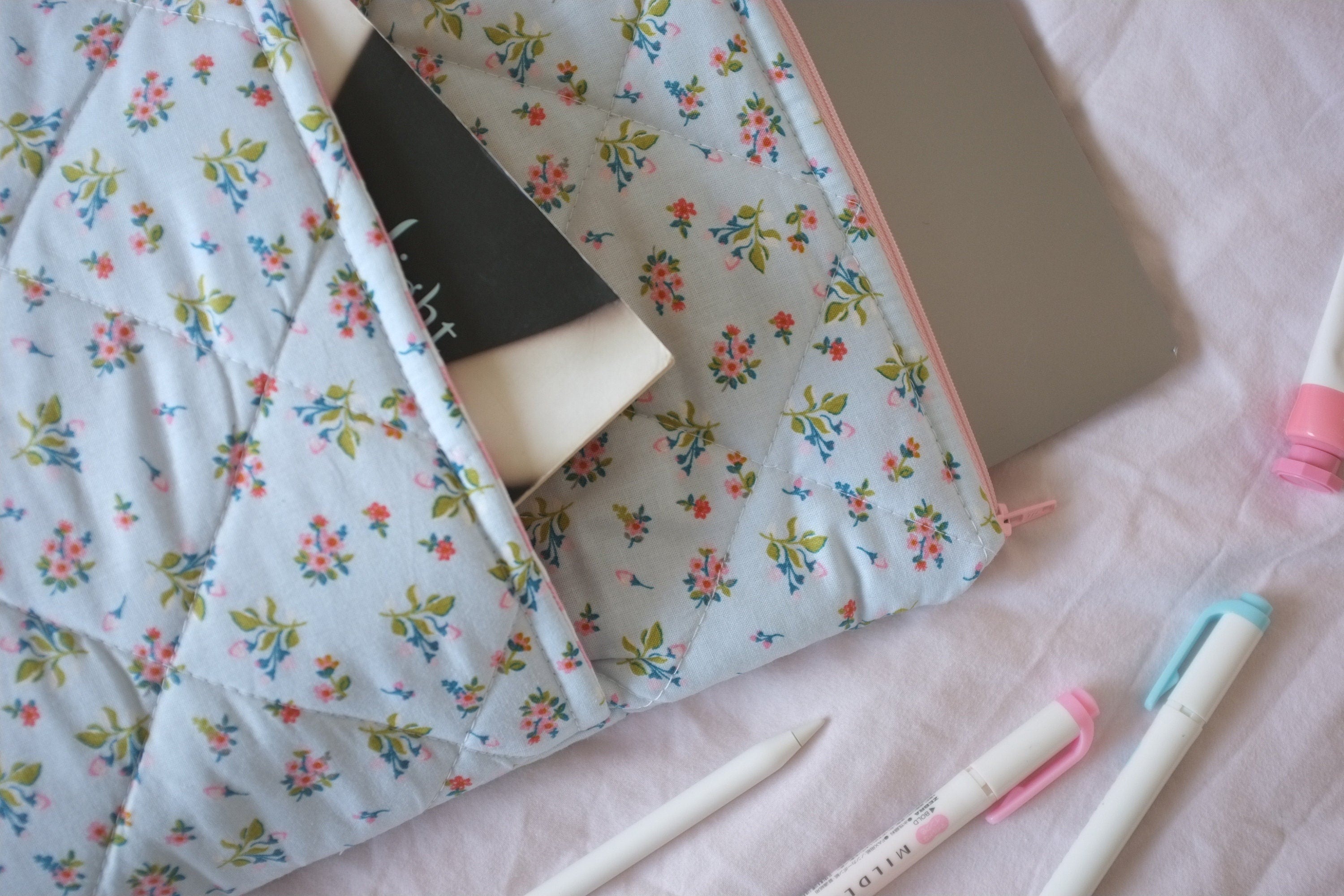 Laptop sleeve with pocket blue spring floral