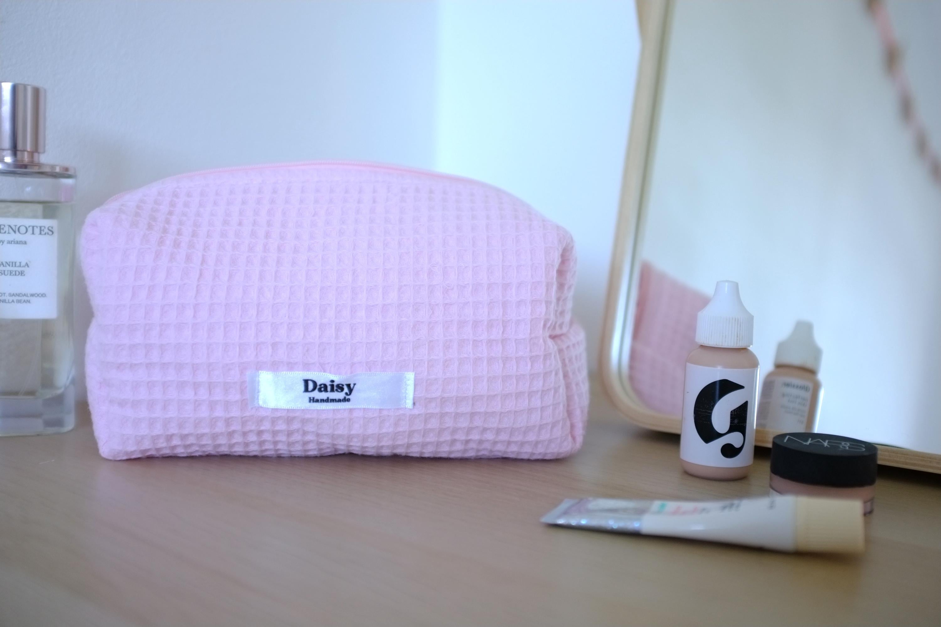 Makeup bag pink waffle