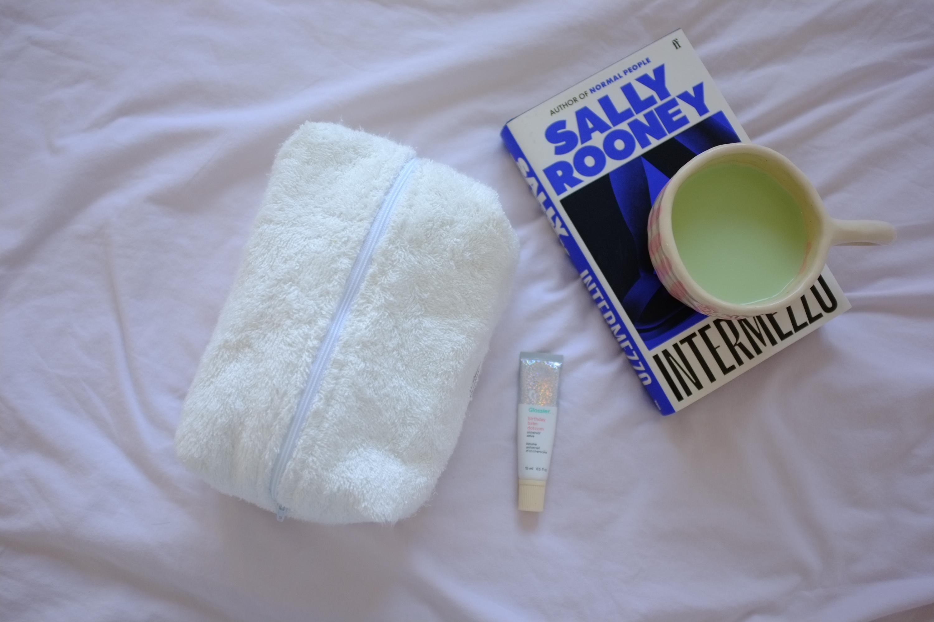 Makeup bag cream terry