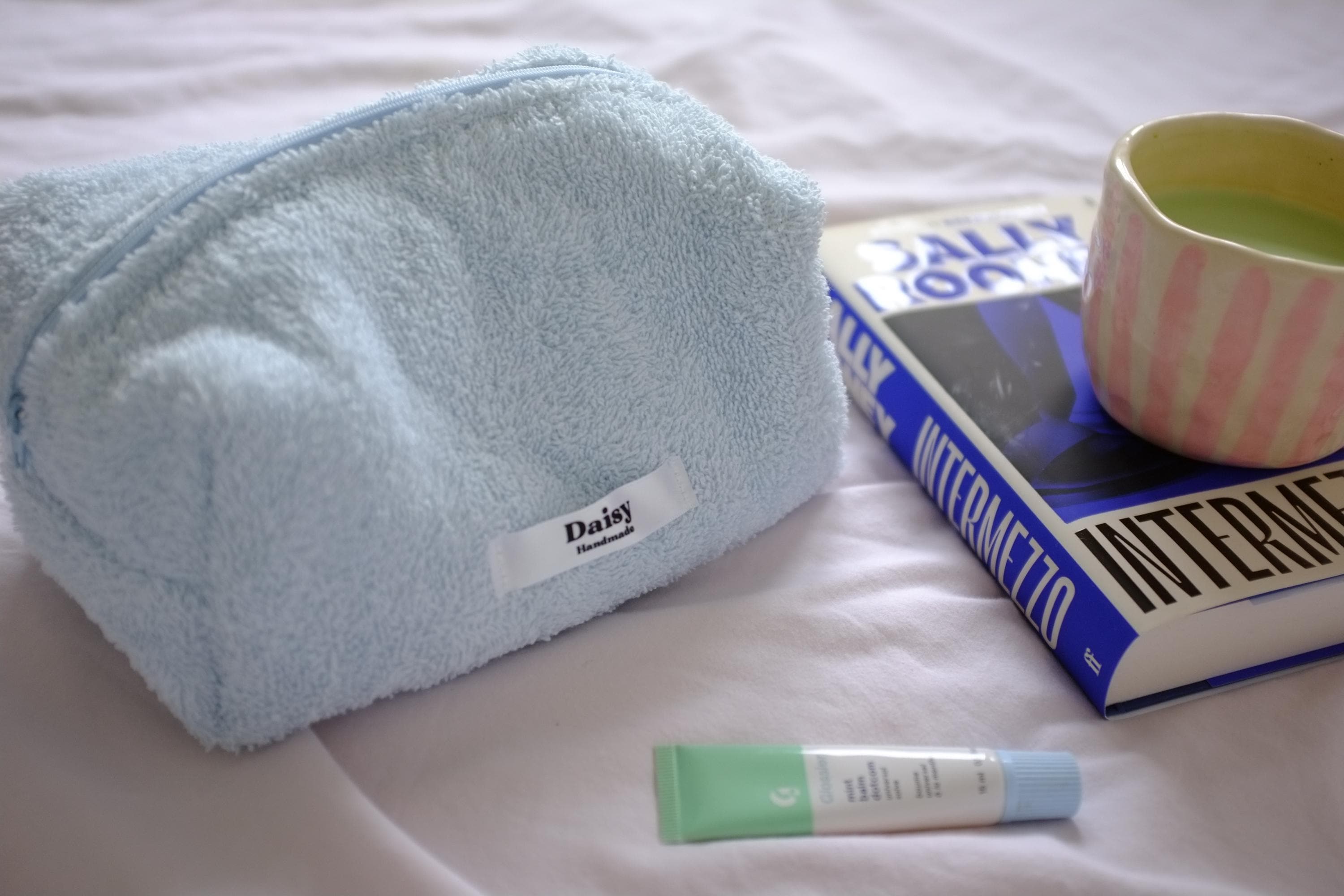 Makeup bag light blue terry