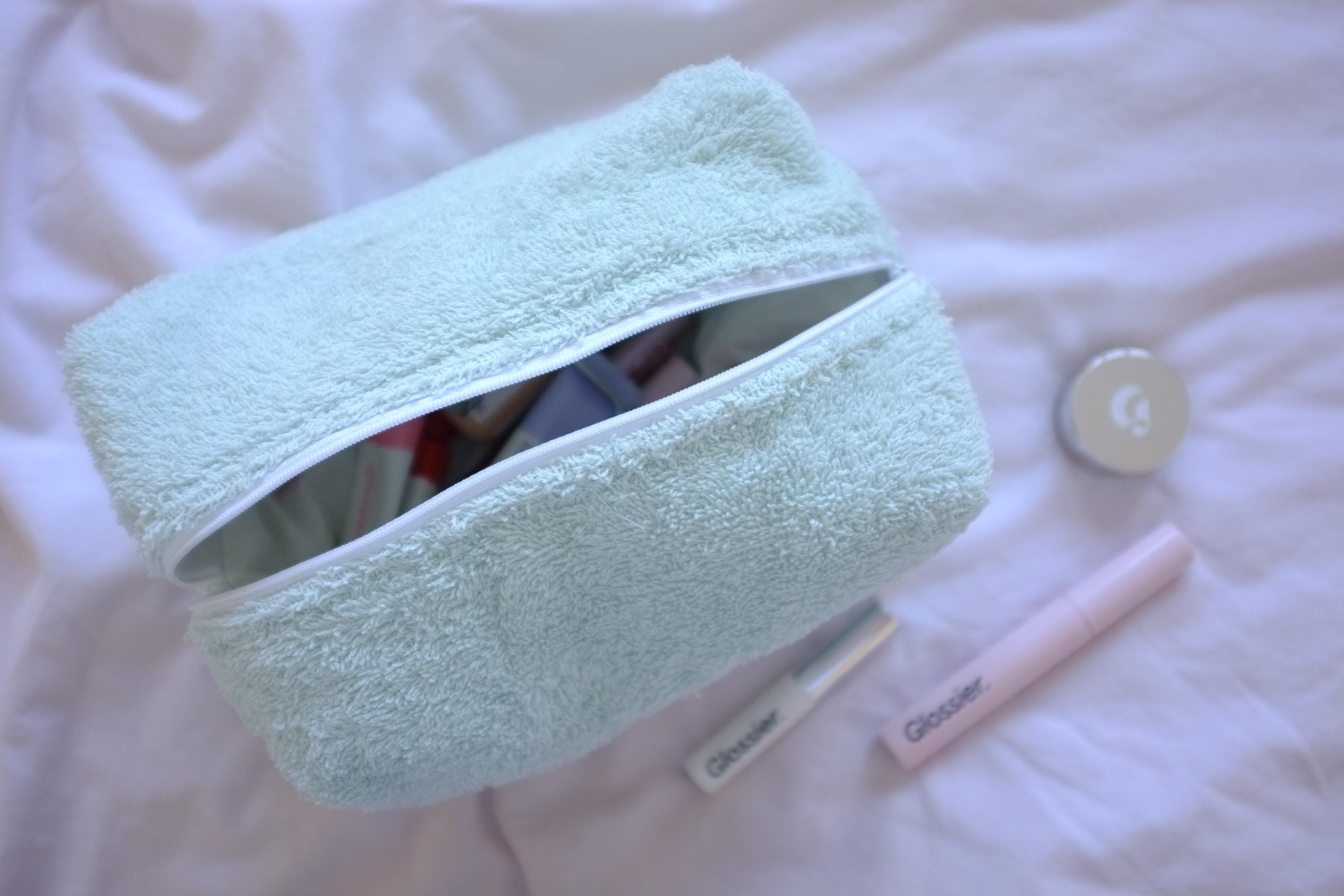 Makeup bag mint terry